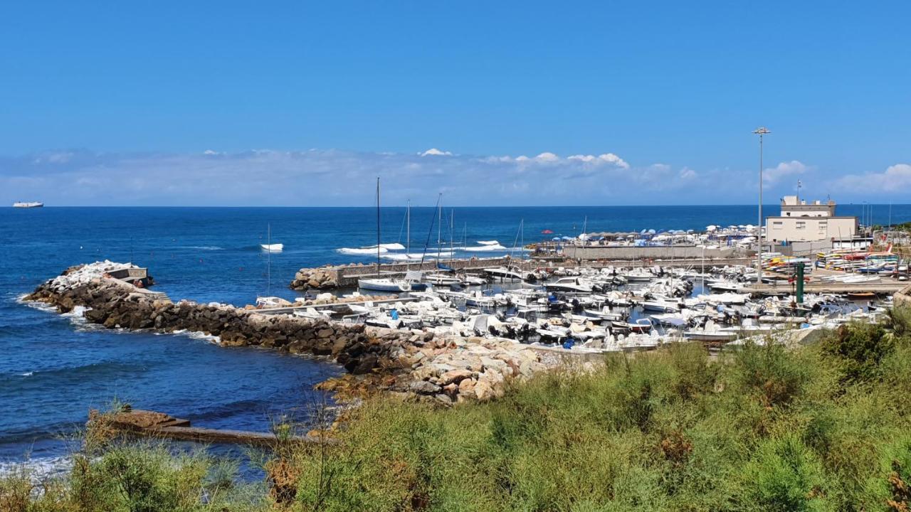 Apartamento La Piccola al Mare Livorno Exterior foto